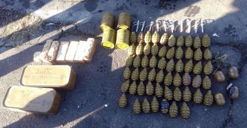 В поселке на Донетчине в подвале бывшего спорткомплекса найден взрывоопасный тайник (ФОТО)