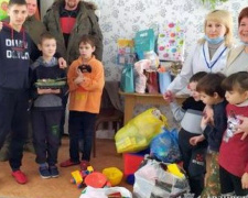 В Авдіївці вихованці реабілітаційного центру отримали подарунки від дітей із Закарпаття