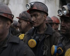 На Донбассе бунтуют голодные горняки: работа трех шахт парализована