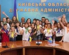 Дети из Авдеевки отдохнули на Киевщине (ВИДЕО)