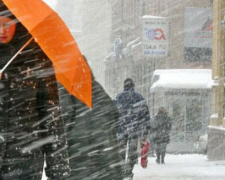 Штормовое предупреждение: в Авдеевке ожидается сильный ветер и мокрый снег
