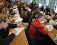 Студенты с неподконтрольных территорий могут восстановиться в украинский вуз