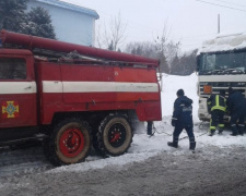 На Донетчине спасают заложников снегопада: появилось видео