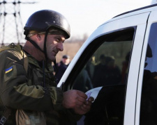 Донбасские пункты пропуска пережили настоящий штурм
