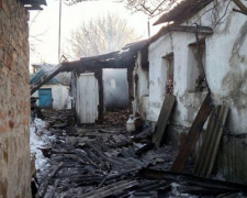 Авдеевка  подверглась ночному обстрелу – повреждены 8 домов (ФОТО)
