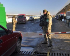Через линию соприкосновения на Донбассе не пропустили 26 человек
