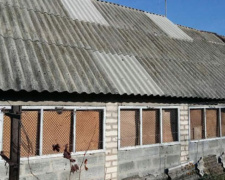 В Авдеевке осколки снаряда повредили дом (ФОТО)