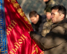 Президент в зоне проведения ООС на Донетчине поздравил военных с Днем ВСУ (ФОТО)