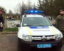 На Донетчине на поминальные дни охранять порядок возле кладбищ выйдут 500 полицейских (ФОТО)