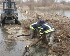 На реках Донетчины поднялся уровень воды: весеннее половодье грозит подтоплением (ФОТО)