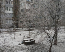 ФОТОФАКТ. Погодный сюрприз: Авдеевка укрылась снежным покрывалом
