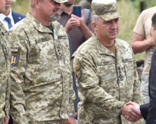 В Авдіївці президент України представив нового командувача об&#039;єднаних сил
