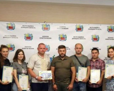 В Авдіївці очільник міста запросив на дружню бесіду однолітків незалежної України