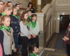 В украинский парламент пришли дети воинов, защищавших Авдеевку