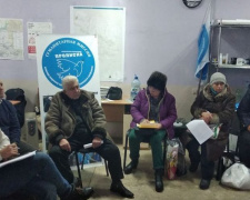 Жители Авдеевки и переселенцы говорили о разрушенном обстрелами жилье (ФОТО)
