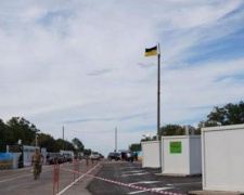 КПВВ и блокпосты на Донбассе: 27 человек не пропустили через линию соприкосновения, 15 задержали
