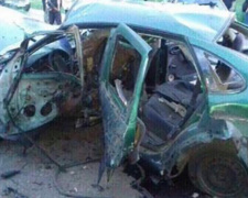 Сотрудник СБУ погиб и еще трое человек ранены в результате взрыва автомобиля в Донецкой области