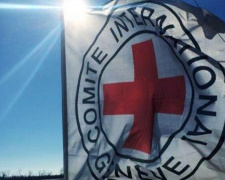  Красный Крест передал переселенцам в Донецкой области  около 300 кг одежды (ФОТО)