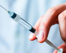 США поделятся COVID-вакциной с другими странами. Среди получателей будет Украина