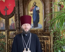 С праздником Святой Троицы авдеевцеев  поздравляет протоиерей Андрей Карпец (ВИДЕО)
