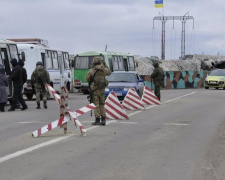 Донбасская линия разграничения: утром у КПВВ «Марьинка» и «Новотроицкое» были односторонние очереди