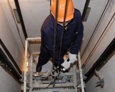 В Донецкой области отремонтируют 439 лифтов