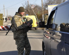 Ситуация в донбасских пунктах пропуска утром 2 ноября: действует режим «желтый», в очередях стоит 240 авто