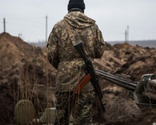 На Донбассе 11 обстрелов, трое украинских воинов получили ранения