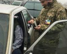Опасные связи: 7 человек задержаны на блокпостах на Донбассе