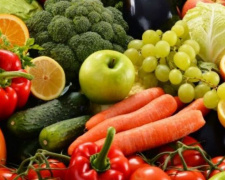 В Донецкой области за месяц выросли в цене овощи и фрукты