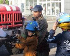 Авдеевские школьники пришли в гости к спасателям (ФОТО)