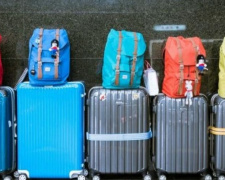 SkyUp изменила правила перевозки ручной клади: что теперь можно взять в салон самолета