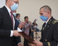 Депутат от «Слуги Народа» добился награждения 30 шахтеров к профессиональному празднику