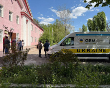 З надією на відродження: переселенці з Авдіївки у Кам'янському отримали продовольчу допомогу і насіння для нового життя