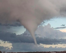 В Техасе огромный торнадо сняли на видео