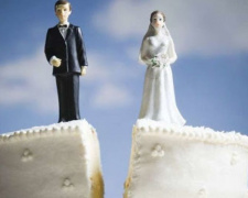 В Авдеевке зарегистрировано почти равное количество браков и разводов