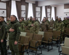 Украинским защитникам вручили медали &quot;За оборону Авдеевки&quot;