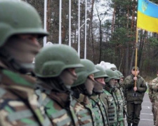 Американские дипломаты  проверили, как ВСУ используют переданную технику на Донбассе