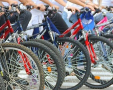 Авдіївців запрошують вивчати історію міста на велосипедах