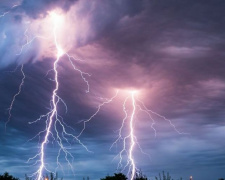 Грозы и шквалы: Авдеевку предупредили об ухудшении погодных условий