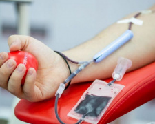 Донори Авдіївки можуть здати кров у Мирноградській міській лікарні