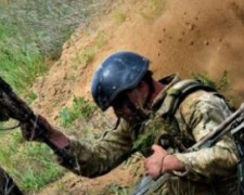 На Донбассе 13 обстрелов, у ВСУ потери