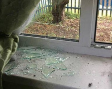 В Донецкой области неизвестный бросил гранату в жилой дом. Есть жертвы, - полиция