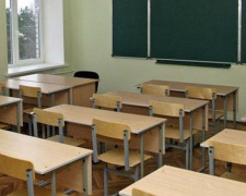 В Донецкой области  прокуратура  через суд добивается остановки работы 6 школ и 5 детсадов