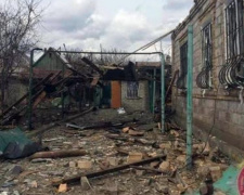 Восемнадцать домов в старой части Авдеевки сильно повреждены после обстрела боевиками из &quot;Градов&quot;(ФОТО)
