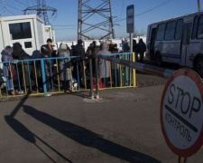 Пограничники вчера не пропустили 16 человек через КПВВ на Донбассе