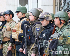 Керівник поліції Покровського района перевірив, як несуть службу правоохоронці в Авдівці