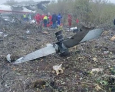 В страшной авиакатастрофе под Львовом погибли 5 человек (ФОТО)