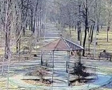В поселке Нью-Йорк обновленный парк взяли под видеонаблюдение (ФОТОФАКТ)