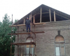В Авдеевке отремонтировали более 90 строений, попавших под обстрел (ФОТО)